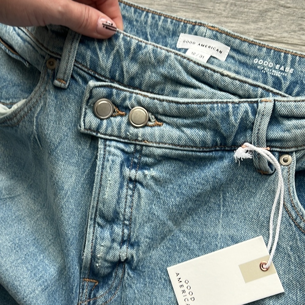 Good American Classic Blue Wide-Leg Jeans - Picture 7 of 12